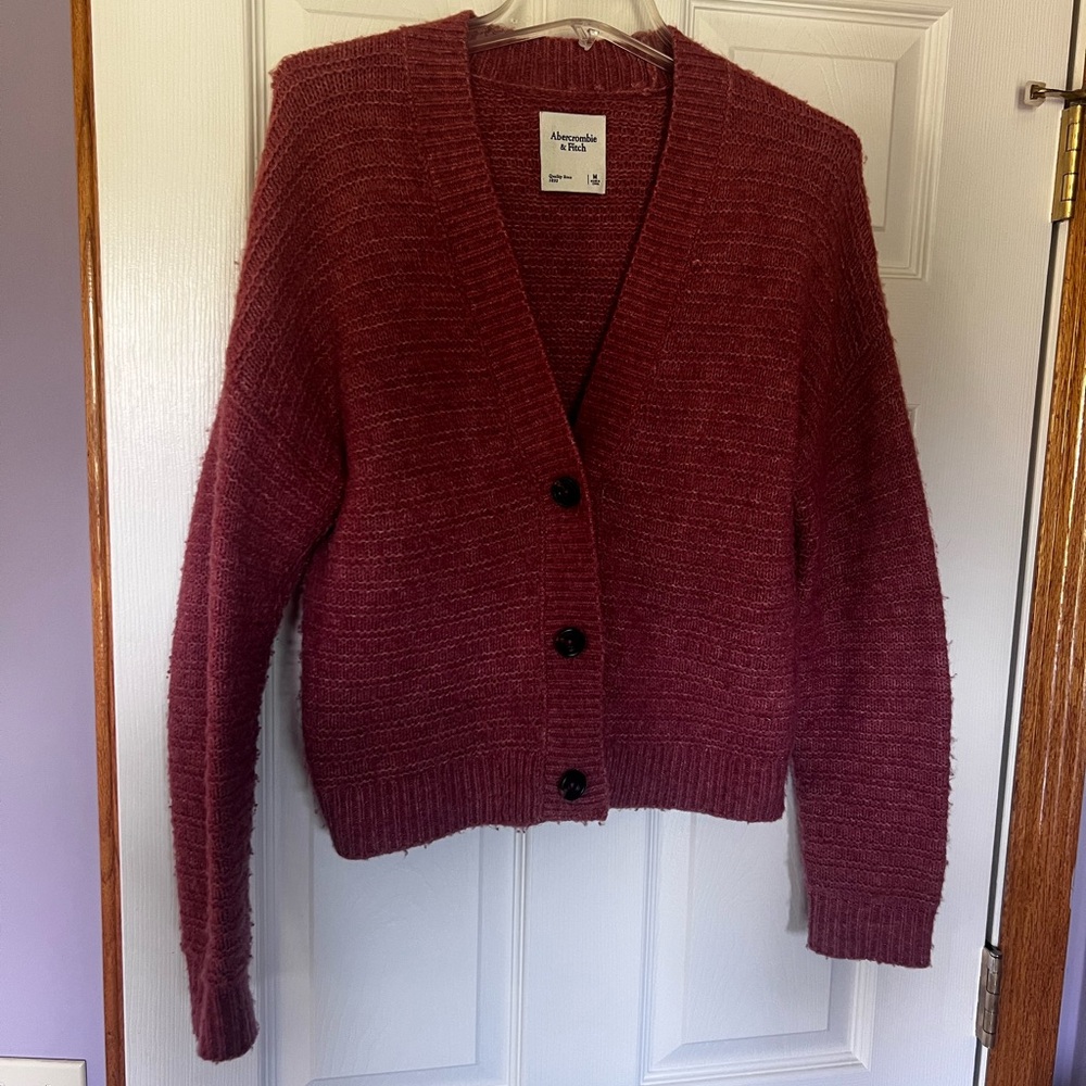 Abercrombie & Fitch Cardigan Sweater Women's size Medium Dark Red EUC
